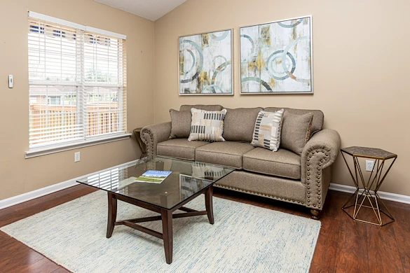 Image of Middletown Garden Homes (8)