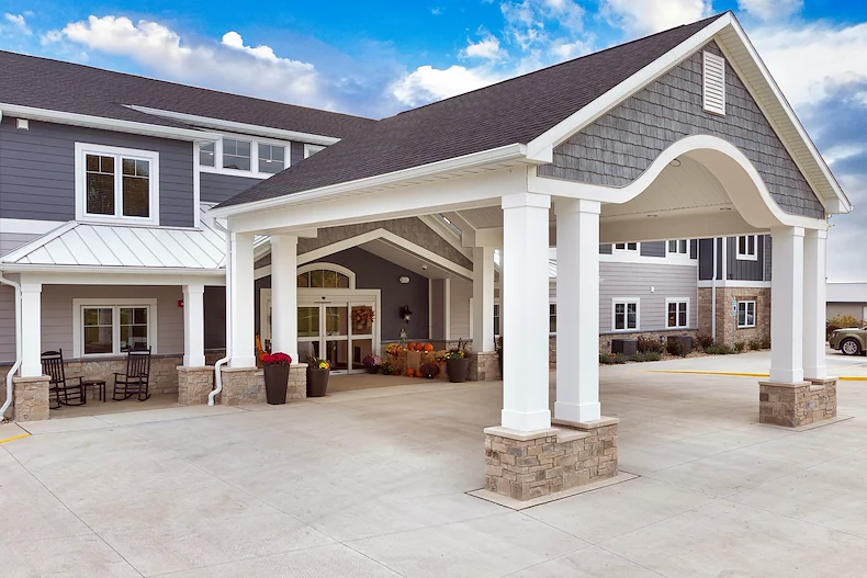 Image of Villas of Holly Brook and Reflections Bloomington, Illinois - Fox Creek (1)