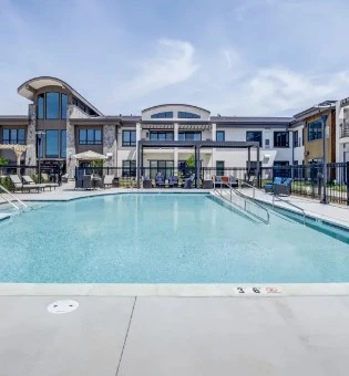 Image of Merrill Gardens at Brentwood (4)