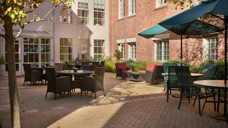 Image of The Ivy at Golden Gate (4)