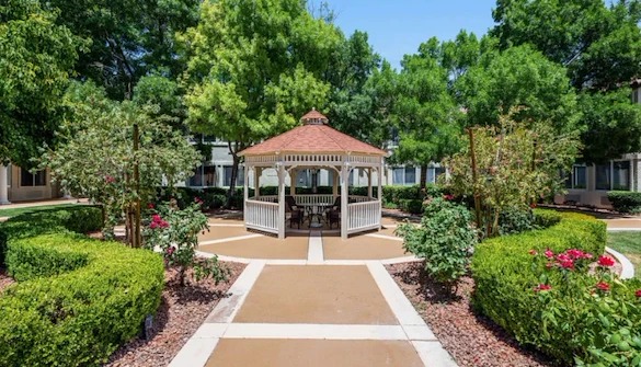 Image of Oakmont of the Lakes (6)