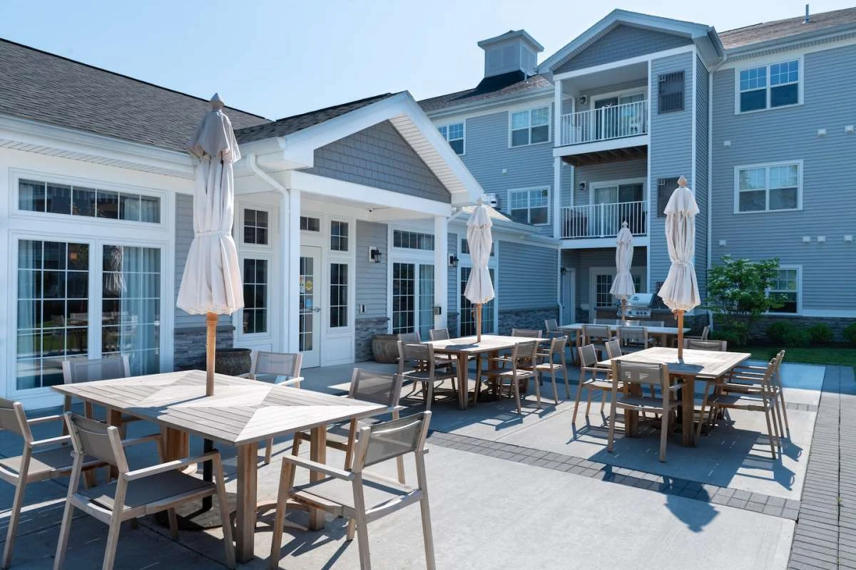 Image of Summit at Mill Hill (10)