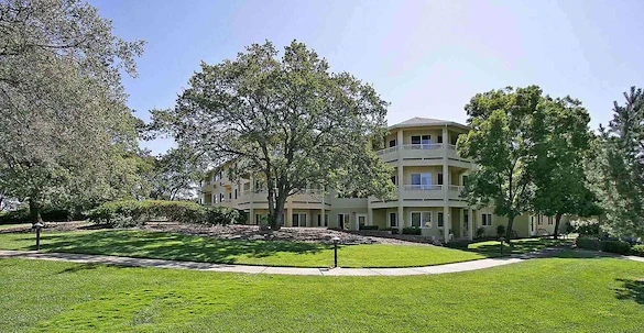 Image of Solstice Senior Living at Auburn (2)