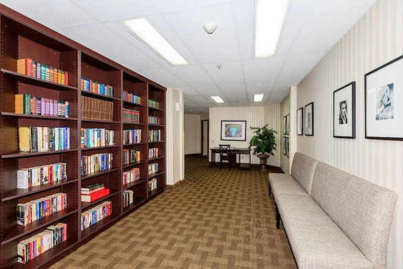 Image of Studio Royale (3)