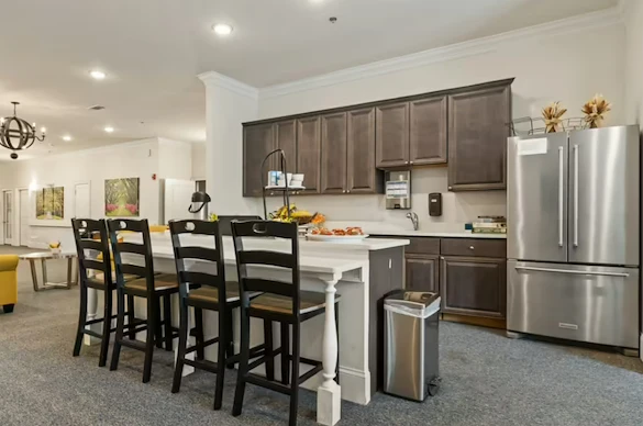 Image of The Mansions at Alpharetta - Assisted Living & Memory Care (6)