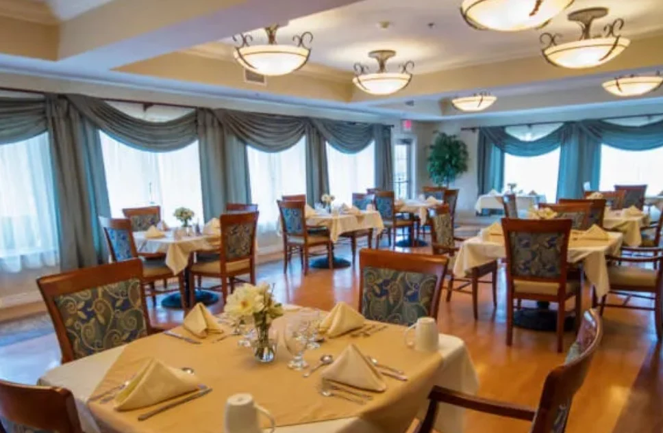 Image of Trustwell Living at Oak Creek Place (4)