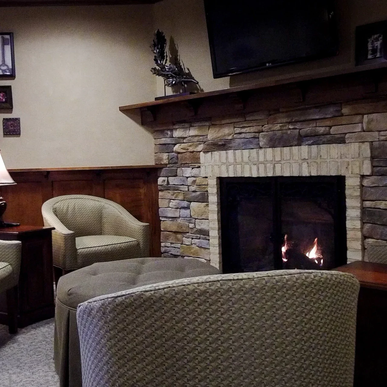 Image of The Inn At University Village (2)