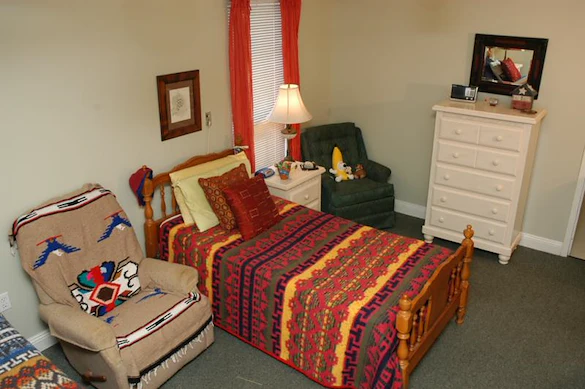 Image of Ashbury Manor (4)