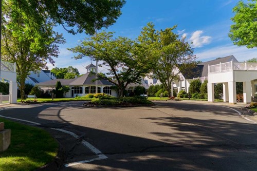 Image of Pomperaug Woods Health Center (1)
