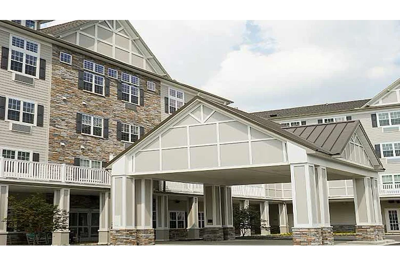 Image of Vantage Pointe Village (1)