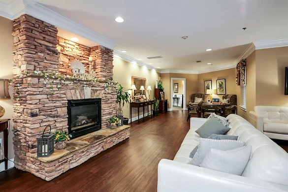 Image of Oaks at Stockbridge (3)