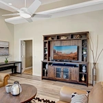 Image of Valencia at 19th Pl. #2 (4)