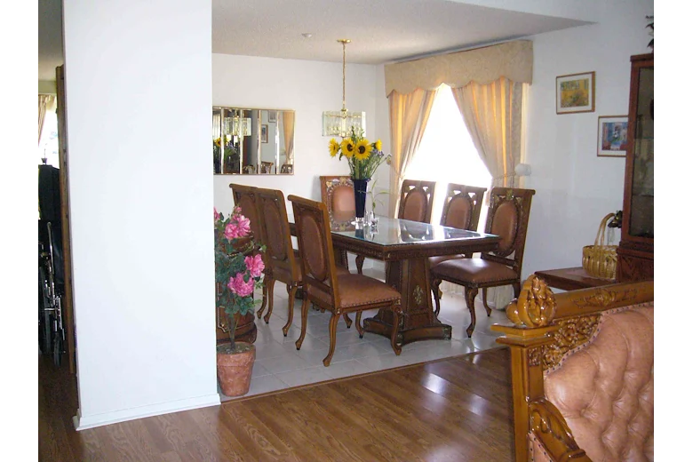 Image of Tenenbaum Villa (3)