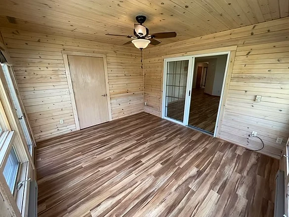 Image of Jefferson Square (10)