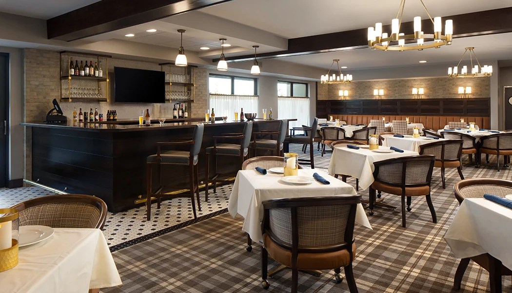 Dining/bar area at the Waters of Oak Creek 