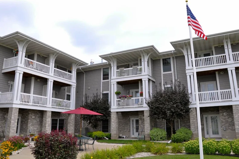 Image of Huntington Place (3)