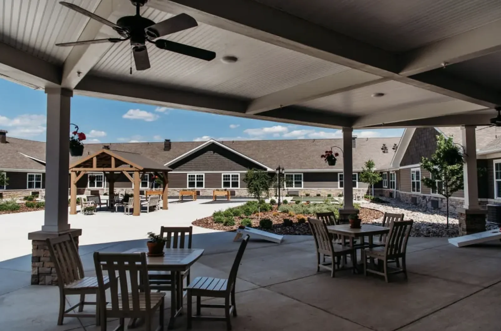 Image of Shelby Farms Senior Living (3)