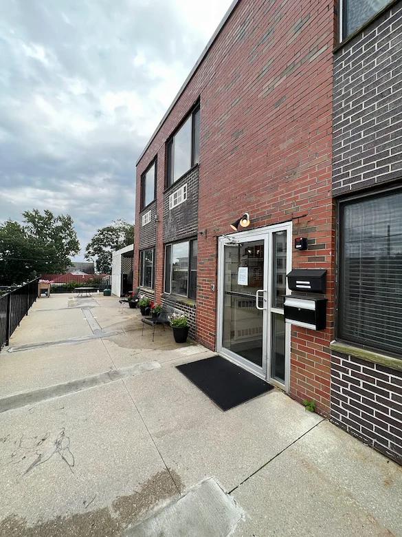 Image of Royal Wood Mill Center (2)