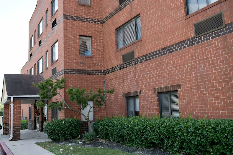 Image of Autumn Lake Healthcare Center (1)