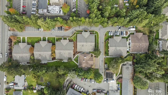 Image of Lynnwood Grove (9)