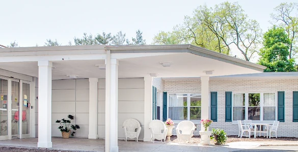 Image of Maple Glen Center (1)