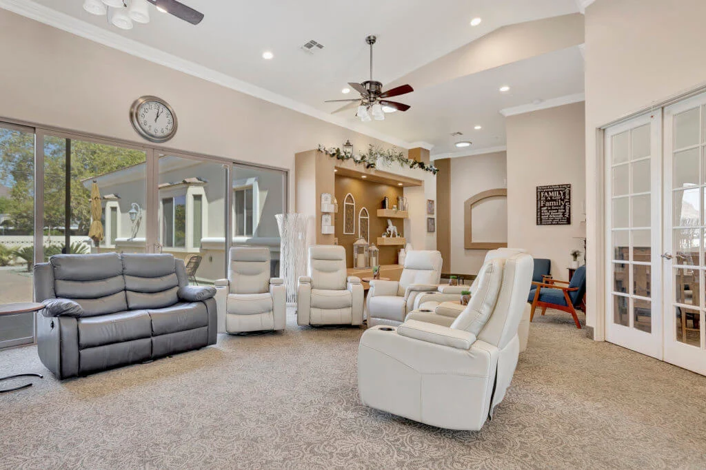 Image of Leti's at Valencia (2)