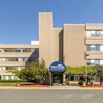 Image of Water's Edge Center For Health & Rehabilitation (1)