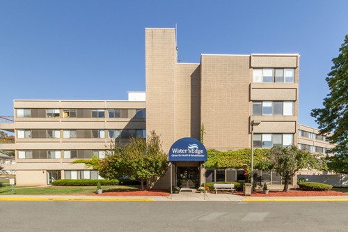 Image of Water's Edge Center For Health & Rehab (1)