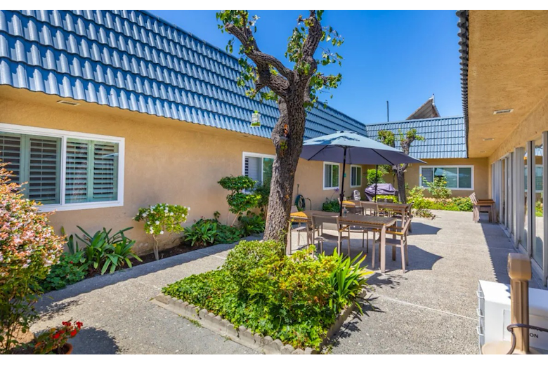 Image of Alamitos Belmont Health And Rehabilitation (2)