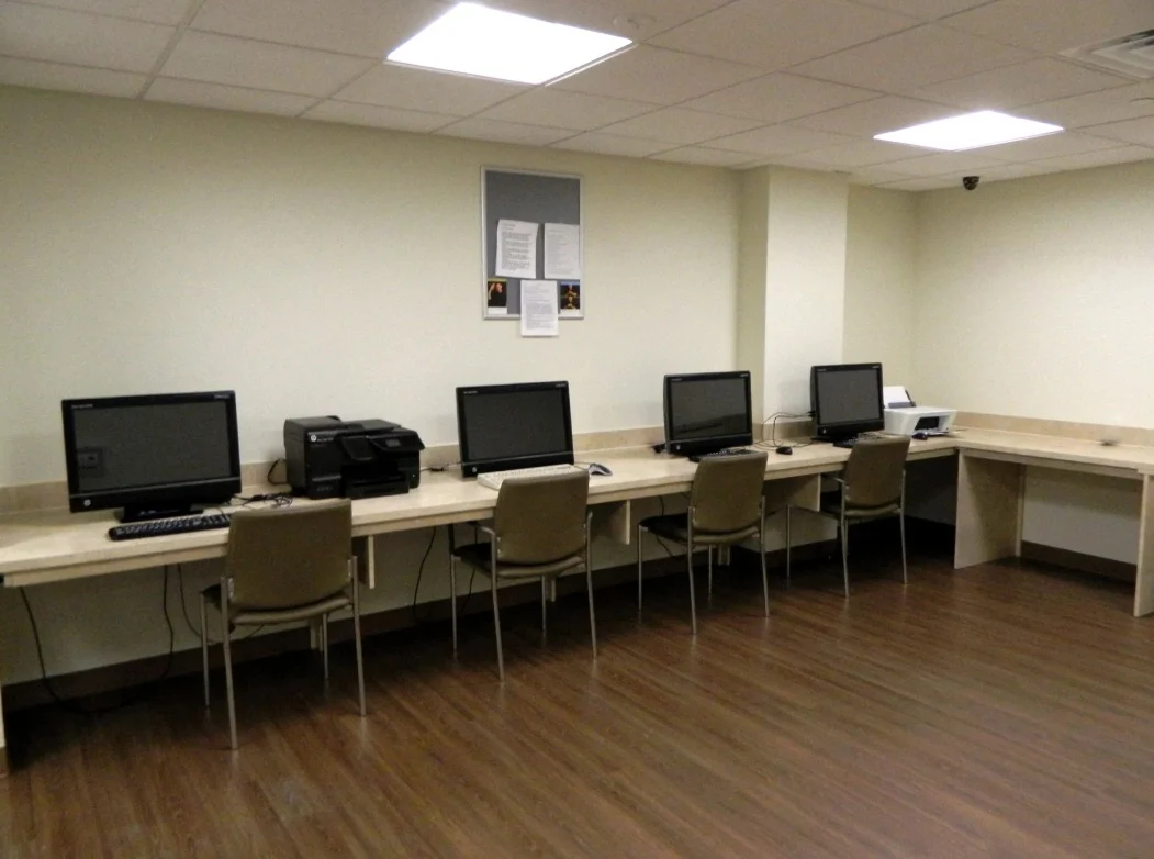 Image of Park Tower Apartments (3)