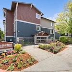 Image of Ballinger Court Senior Affordable Apartments (1)