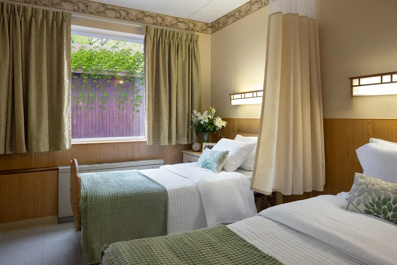 Image of The Grove Of Northbrook (4)