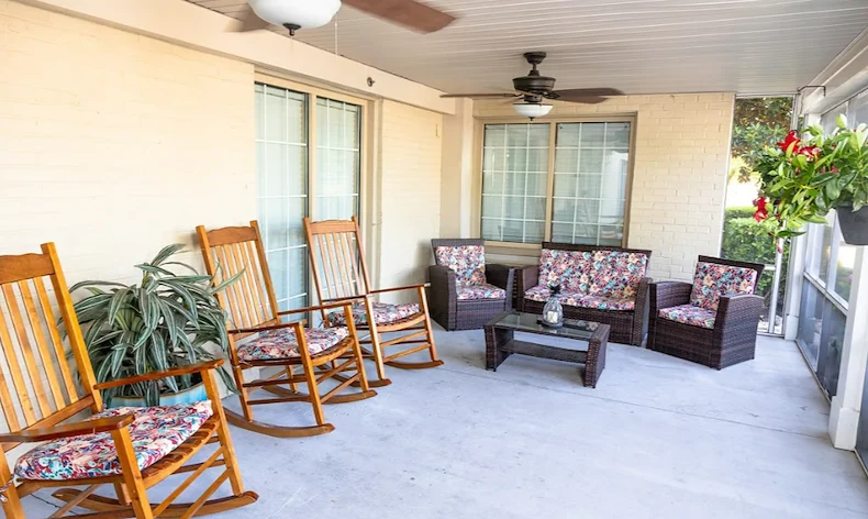 Image of Commonwealth Senior Living at Leigh Hall (7)