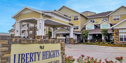 Liberty Heights Gracious Retirement Living Hawthorn Senior Independent Living in Rockwall, Texas front exterior entrance and welcome sign