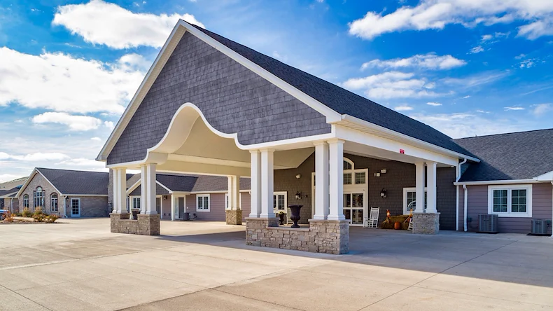 Image of Villas of Holly Brook and Reflections Bloomington, Illinois - Towanda Barnes (1)