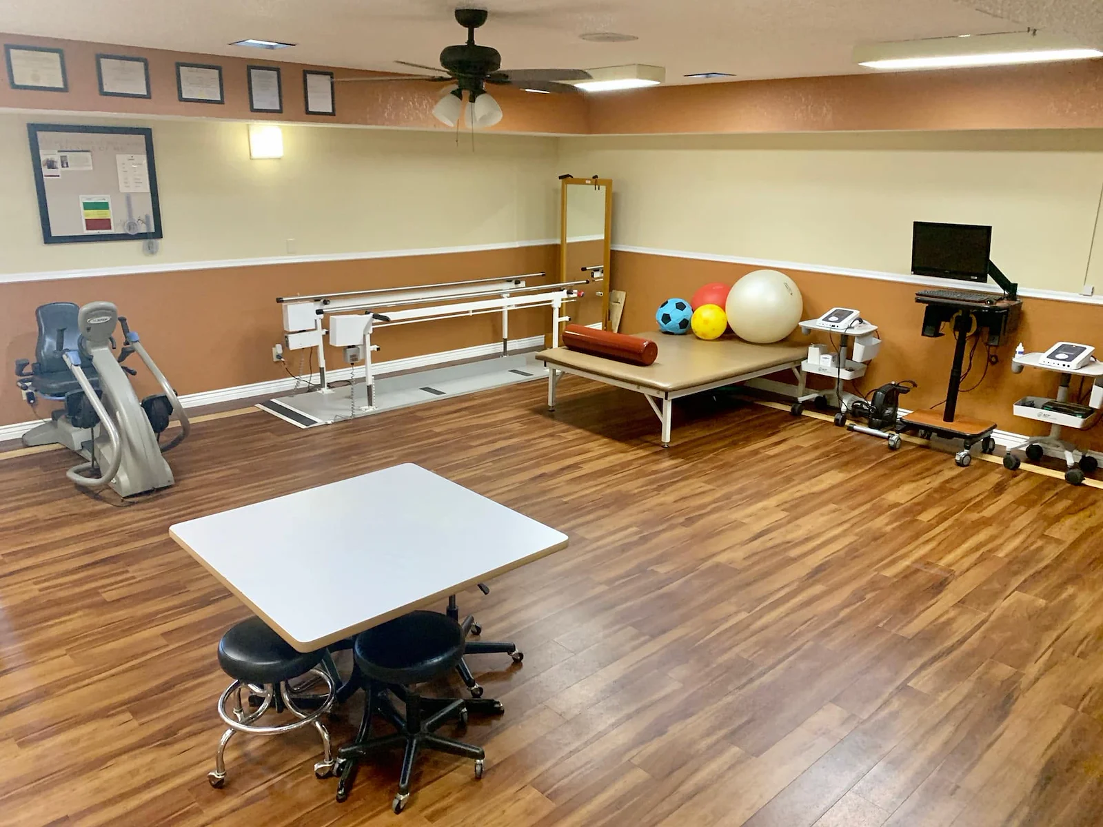 Image of Vista Hills Health Care Center (7)