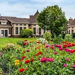 Image of Vi At The Glen (2)