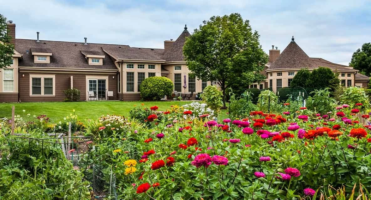 Image of Vi At The Glen (2)