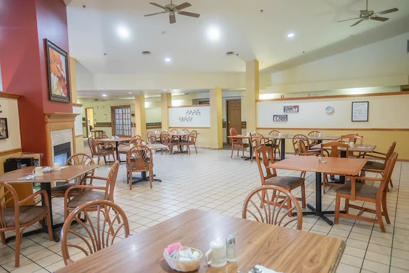 Image of The Shores of Sheboygan Senior Living I & II (4)