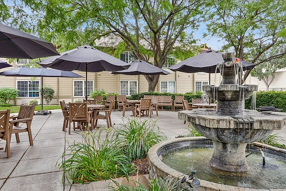 Image of Pine Oaks Senior Living (10)
