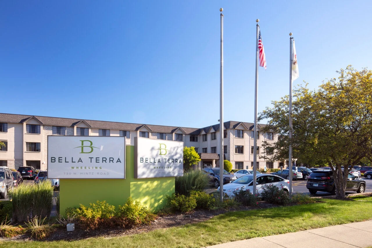 Image of Bella Terra Wheeling (1)