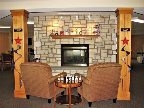 Image of Marquette Manor (6)