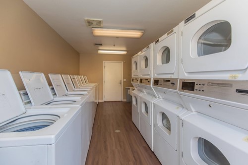 Image of Center Pointe Villas Senior Apartment Homes (10)