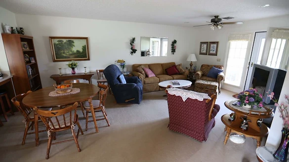 Wisteria Place Independent Living, independent living in Abilene, TX, living room