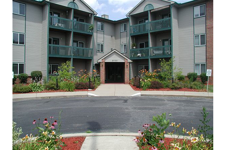 Image of Abbott Parkside Senior Apartments 55+ (1)