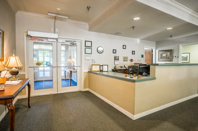 Image of Saunders House (2)