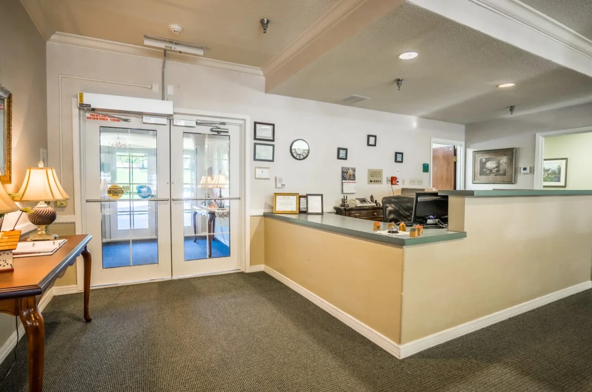 Image of Saunders House (2)