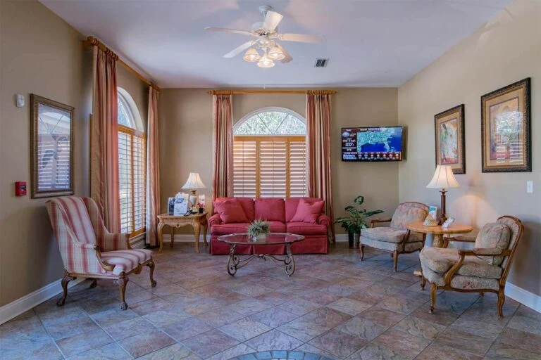 Image of Live Oak Village (2)