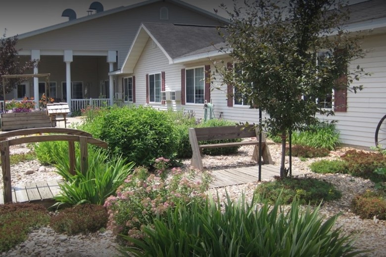 Image of Arlington Place at Grundy Center (1)
