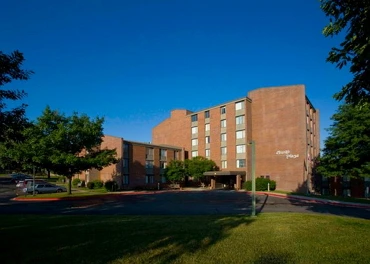 Image of Burke Plaza (1)